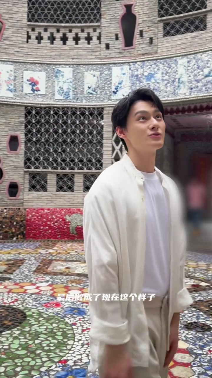 我的景德镇逛吃逛吃Vlog来咯～ 小时候路过的景德镇,我终于来啦!吃了美食,逛了夜市,还体