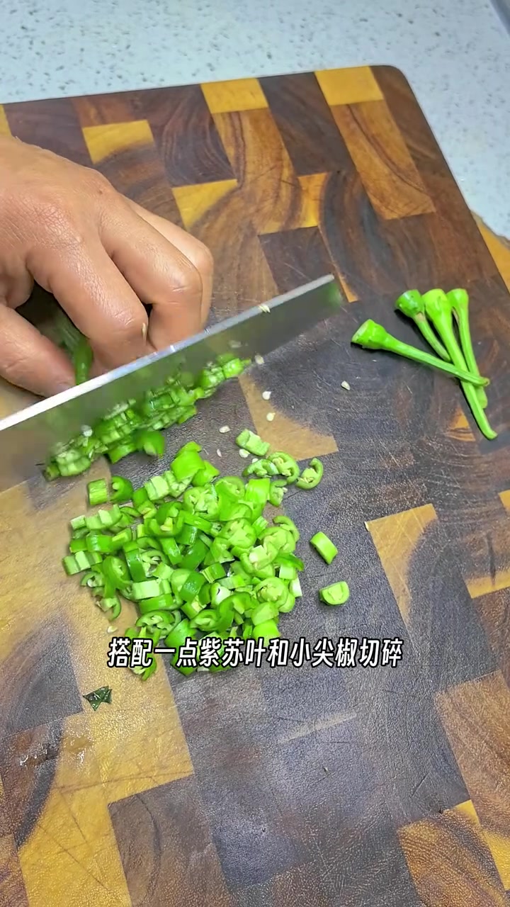 紫苏白虾蛏子烧昂刺鱼,鲜上加鲜很好吃