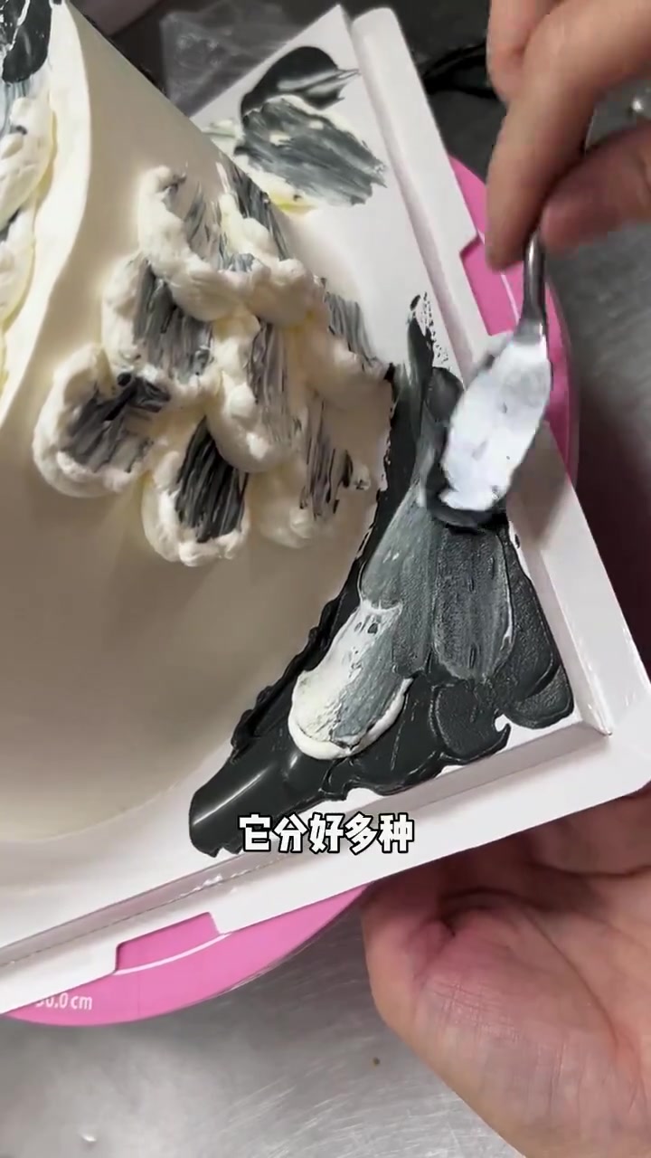 为啥没水果的蛋糕比水果蛋糕还贵?看完惊掉下巴!