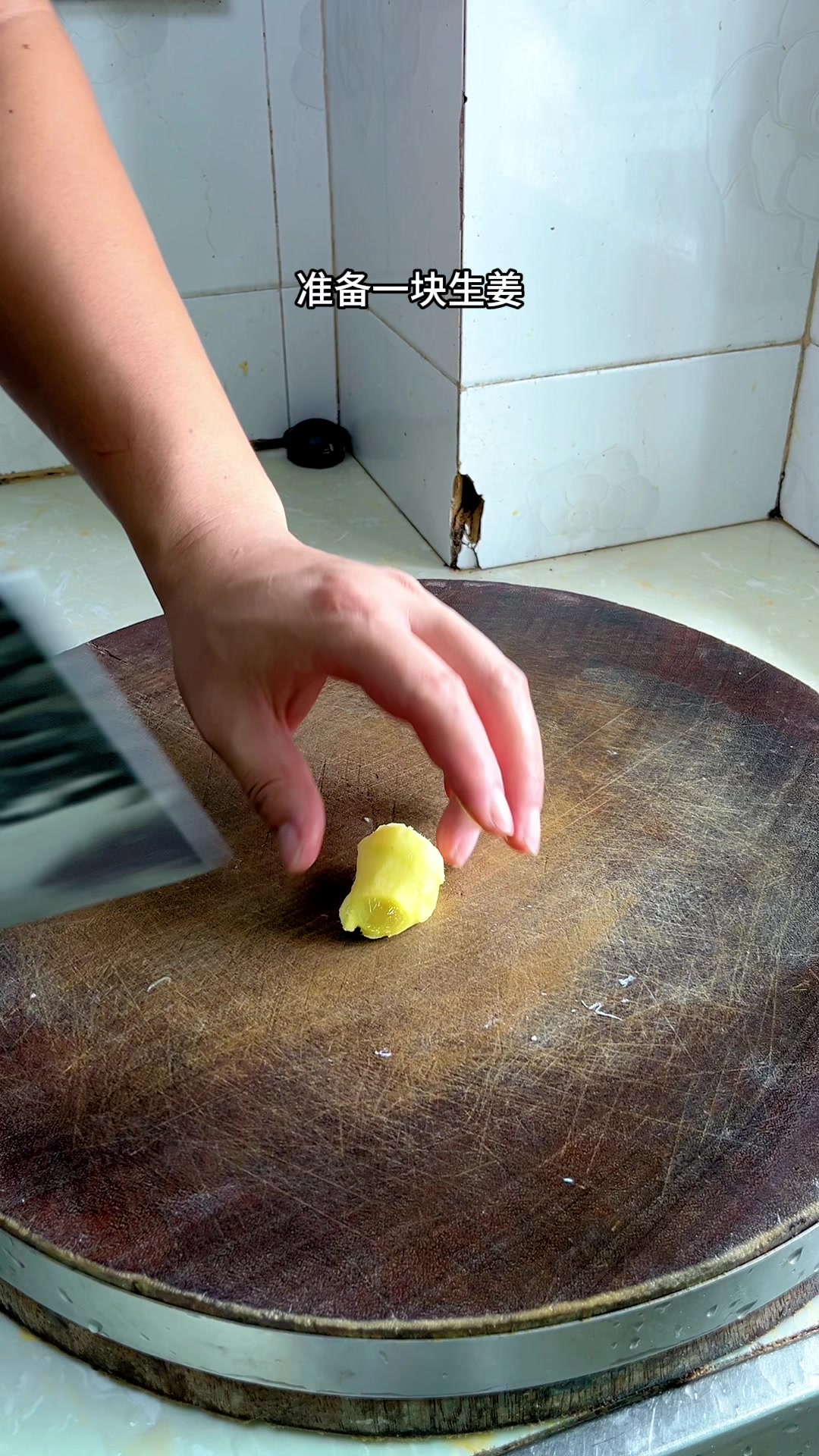 红烧牛肉面家常做法，汤鲜肉烂太好吃了，学会再也不在外面买了！