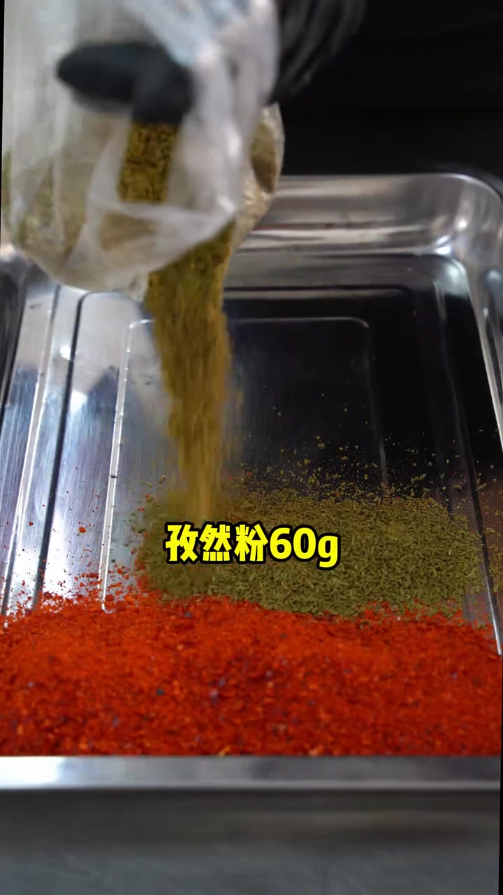 夜市摆摊，淀粉肠，油炸串，烤鱿鱼都能用到的万能油泼蘸料