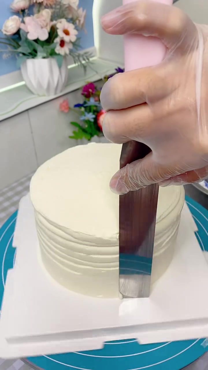 新手就能轻松驾驭的简约款蛋糕，新手救星蛋糕！