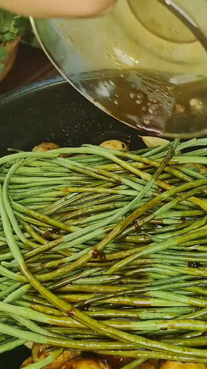 巨好吃的酱土豆咸菜做法,下饭神器!