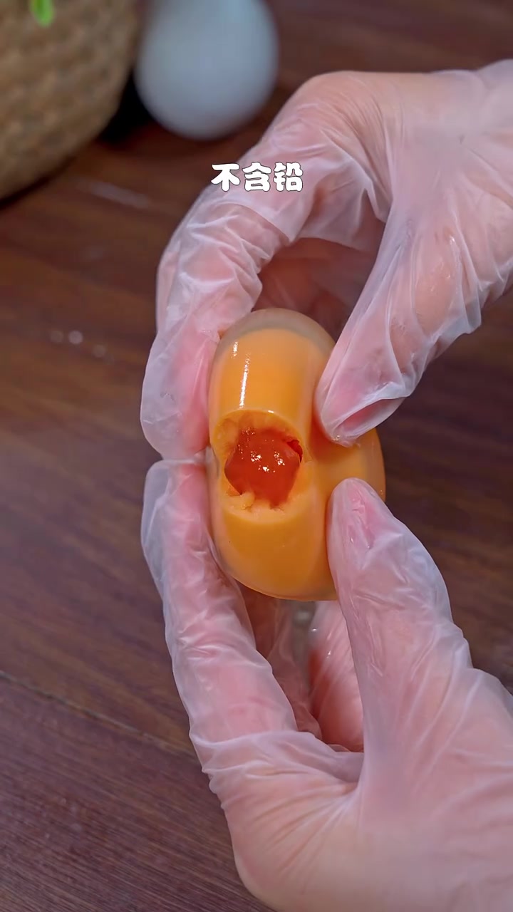 鸡蛋鸭蛋这样做，夏天就是一道美味下饭菜