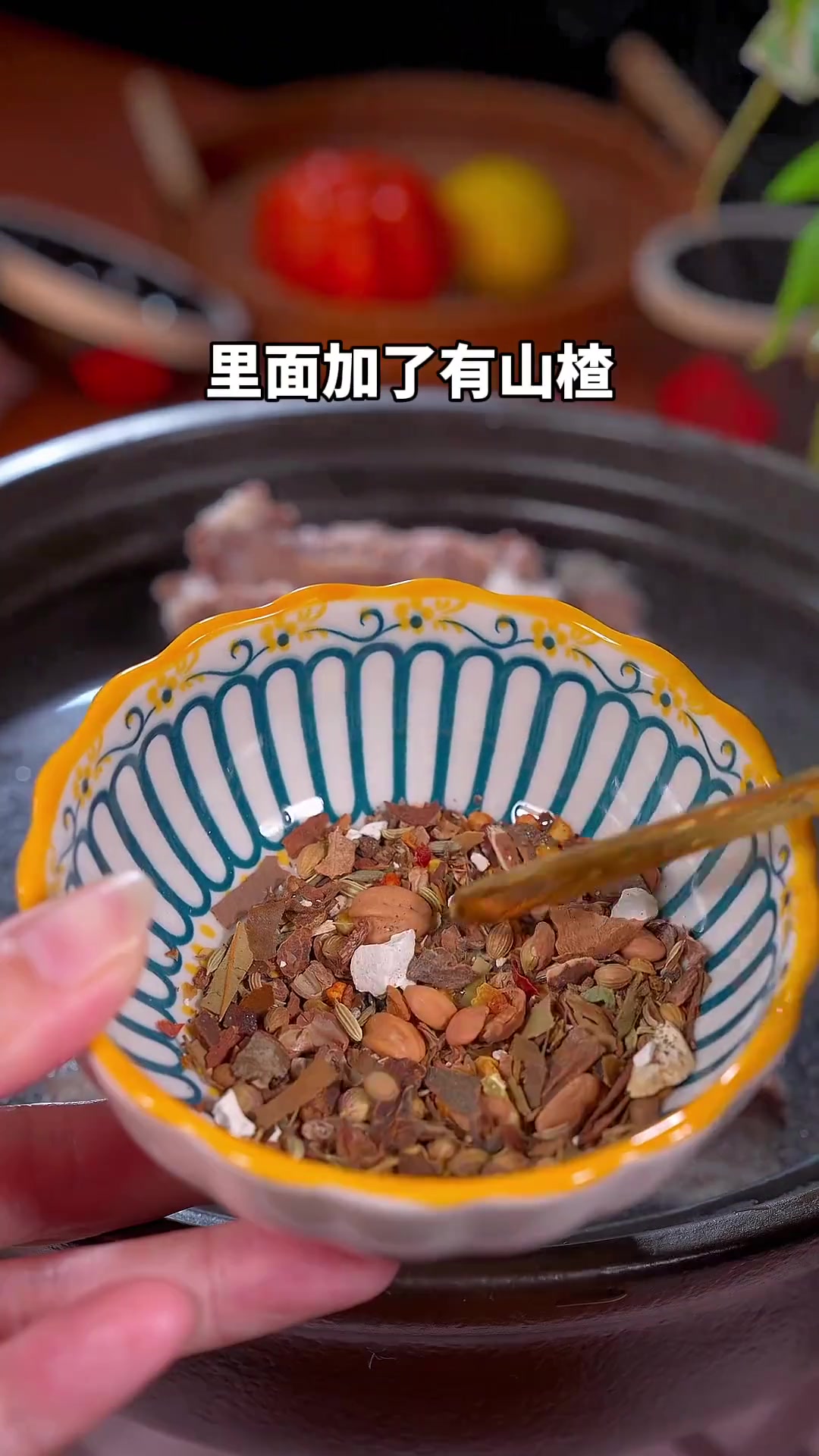 天气转凉想喝汤?简单清汤萝卜牛腩煲超香!