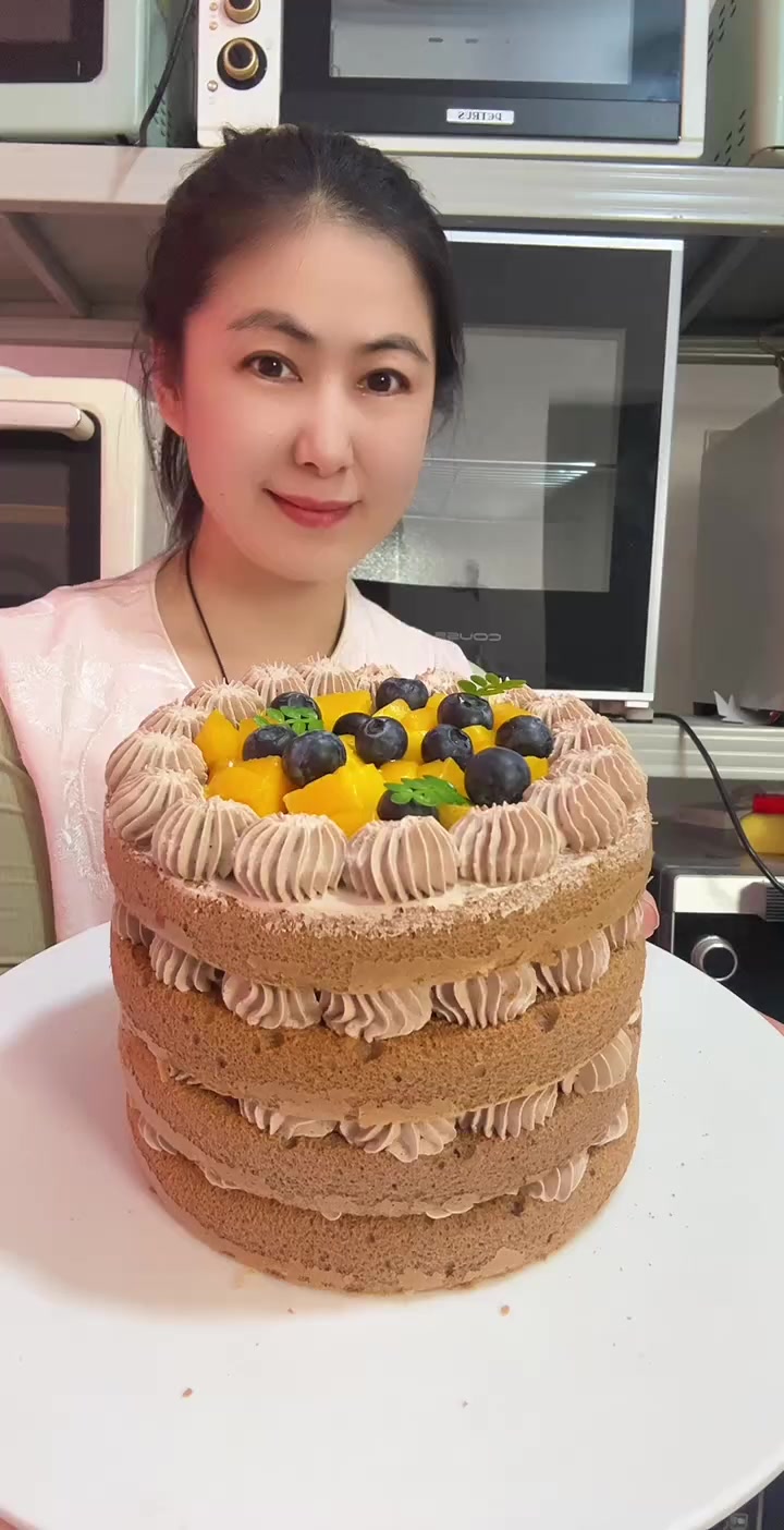巧克力水果蛋糕，一口沦陷超好吃