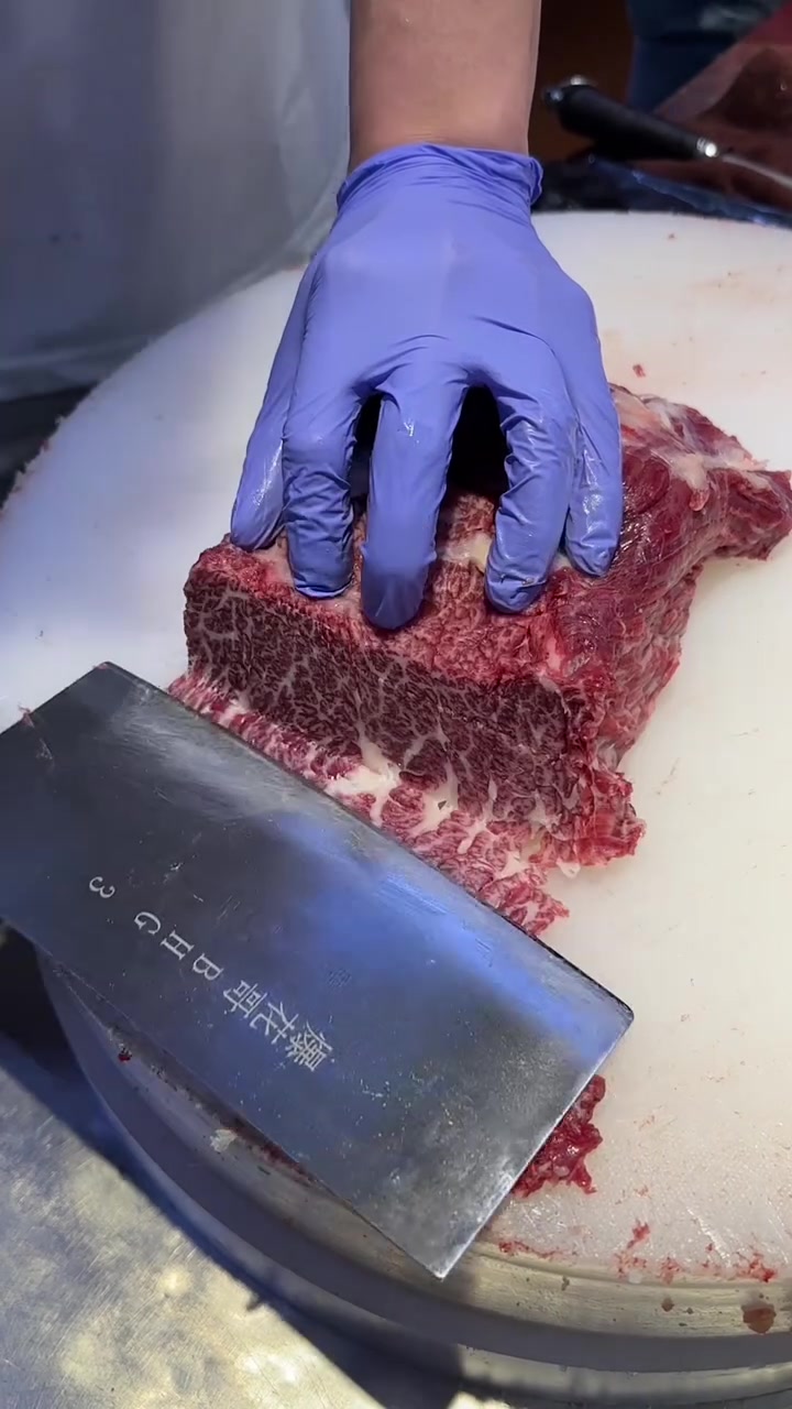 潮汕牛肉火锅匙仁顶级雪花牛肉，纹理美如玉