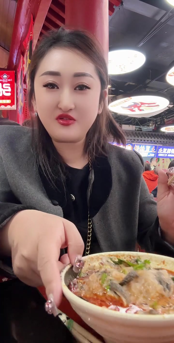 初到北京腿街南罗浦巷，美食尝鲜体验超嗨！