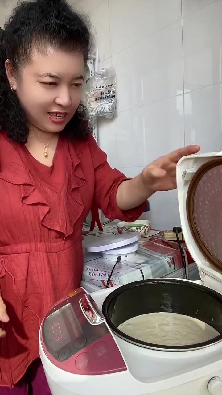 家里没工具？简易版家庭裸蛋糕做法超简单！