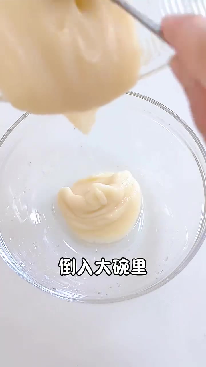 一口平底锅就能做的山药苹果小面包，有了苹果的搭配，不加糖也特别香甜好吃，外酥里软，10个月