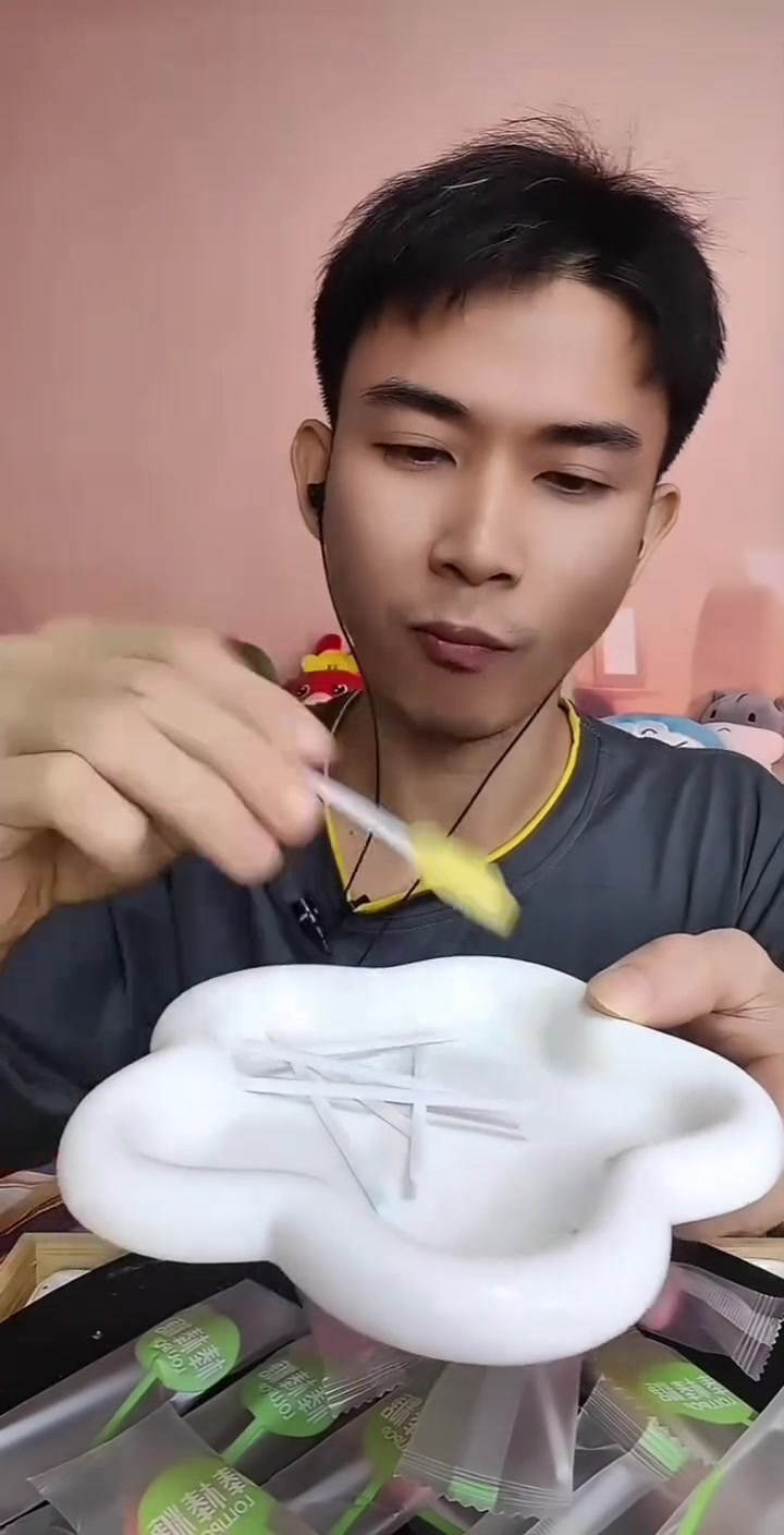 猜你爱吃迪拜巧克力乳酸菌棒棒糖爱心咋少啦