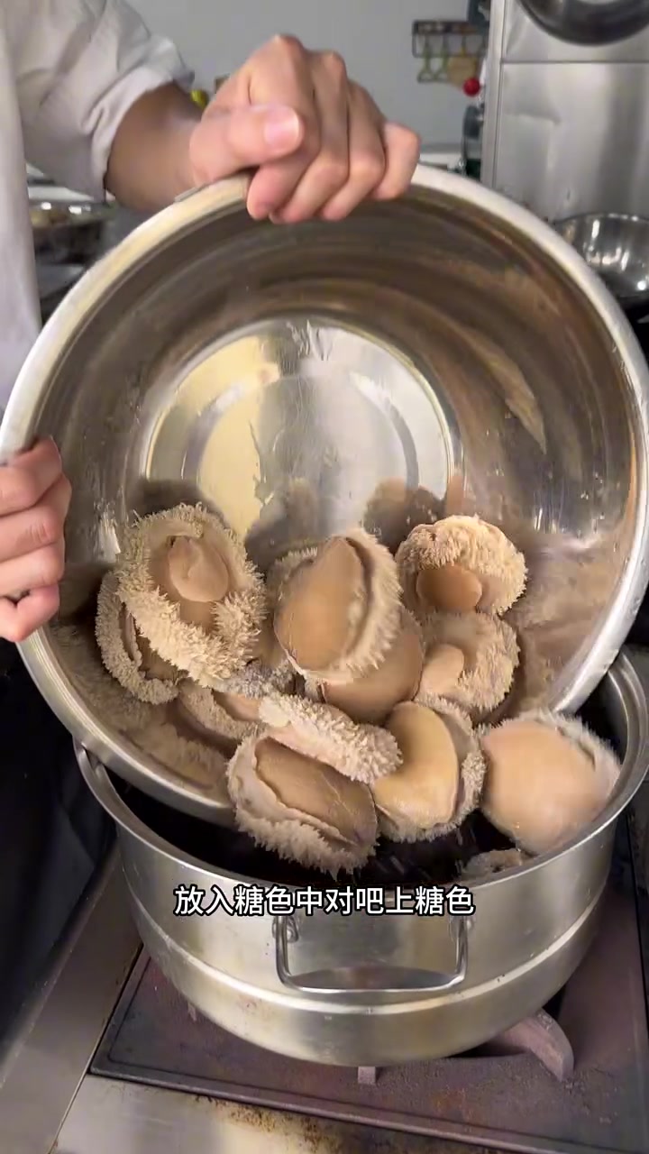 煲干鲍鱼是技术活，各师各法，今天给大家分享一下我的个人做法，煲干鲍七大步骤，希望你能在从中