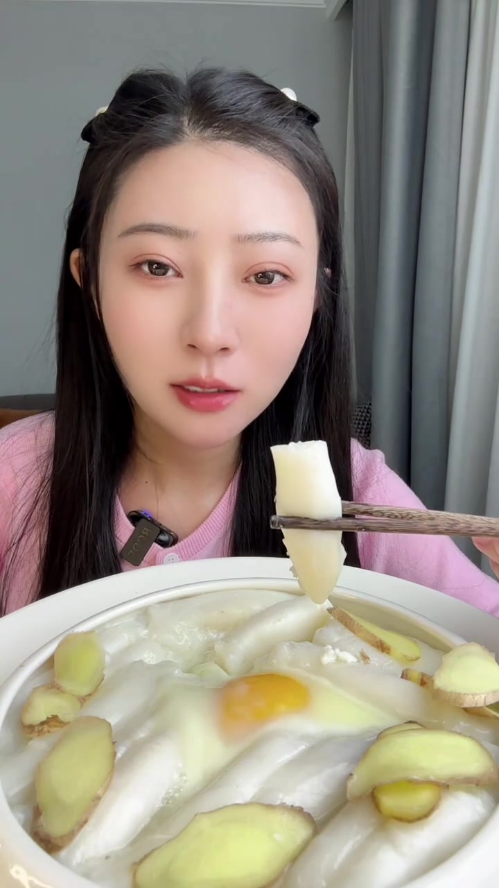 宁波特色咸下饭，鱿鱼蛋泡发后蒸蛋，太咸啦！