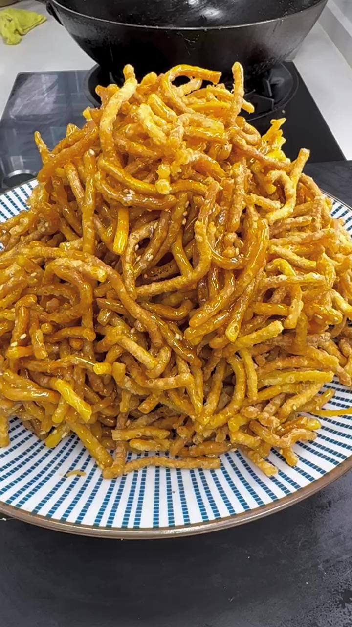 学会这招在家炸面条香甜酥脆超好吃