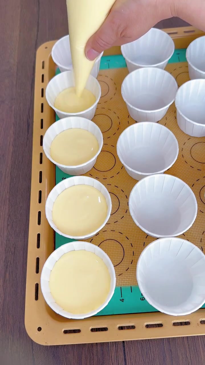 儿童节特定纸杯蛋糕