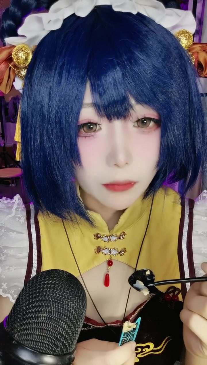 小馋猫~你最爱吃的猫条~