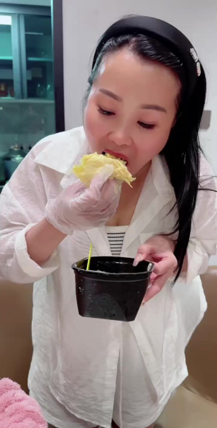 佳沃300克榴莲冻肉,口感似冰淇淋超丝滑香甜