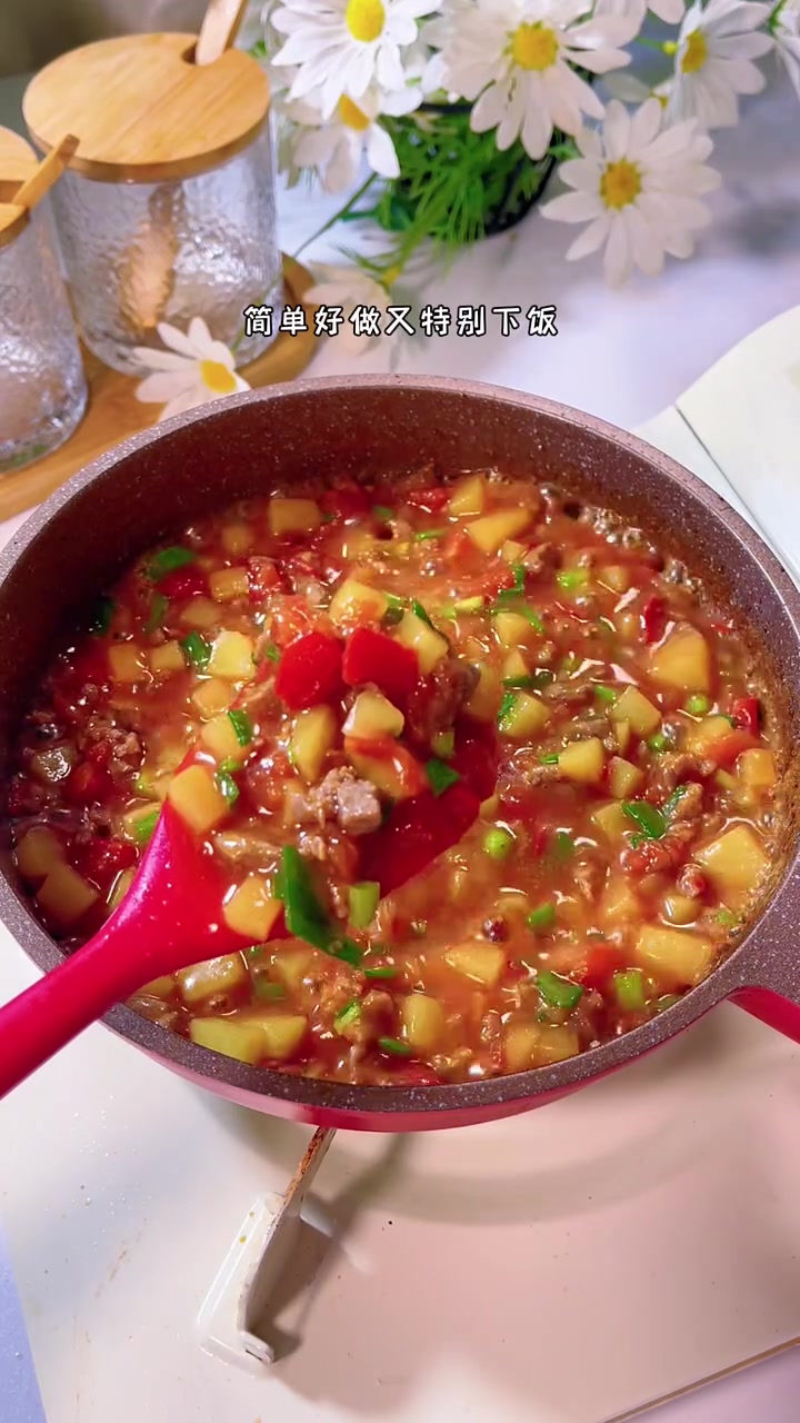 12月+宝宝辅食|番茄土豆炖牛肉 孩子正是长身体的时候,平时可以多给孩子吃营养密度高的食物