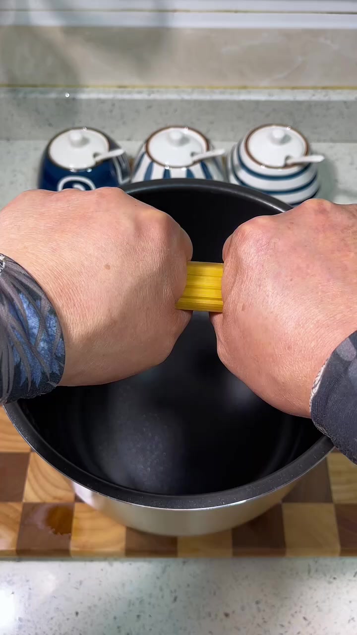 懒人版肉酱焗意面,有手就会,一锅搞定