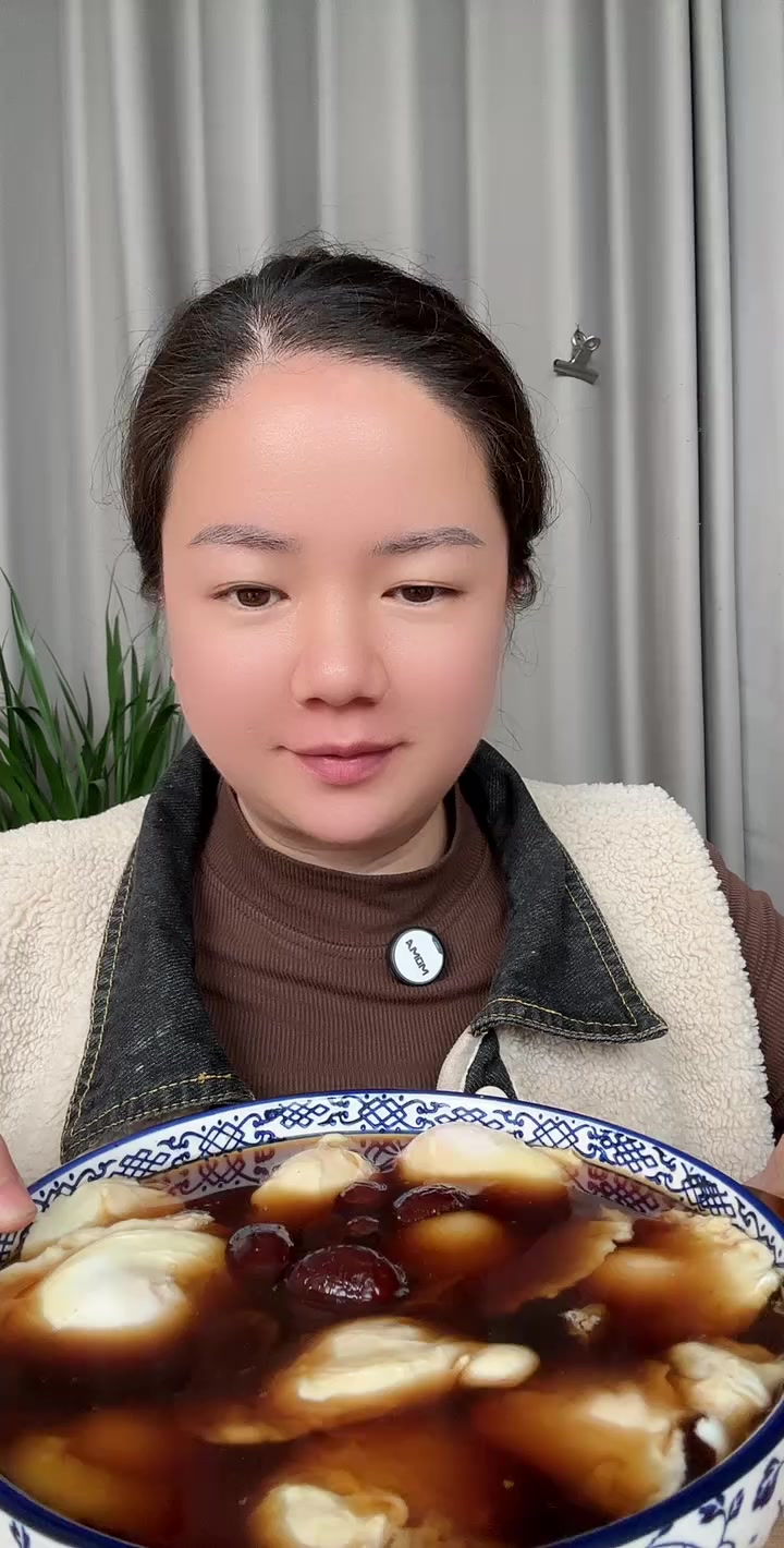 泰和乌鸡蛋是真好吃