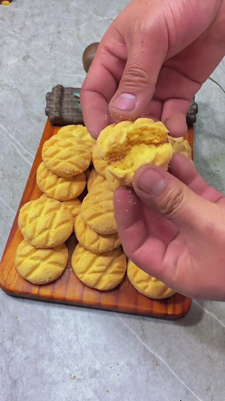 醇香椰子酥制作:家庭减半材料与烤制温度时间