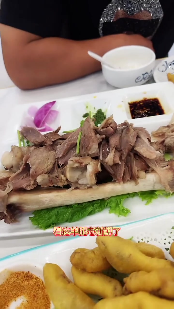 超正宗羊汤馆羊肉鲜环境好馅饼香