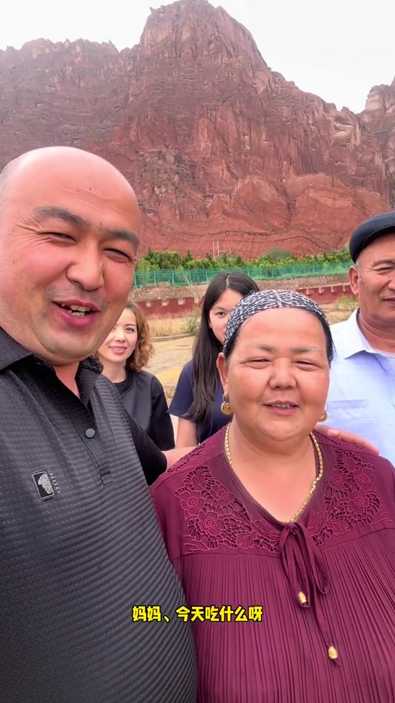 我们到库车了！听说库车的汤面包子挺好吃的