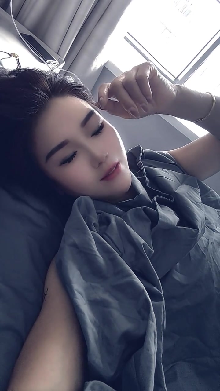 深夜的酒就入心清晨的粥暖胃！起床喝粥啦！