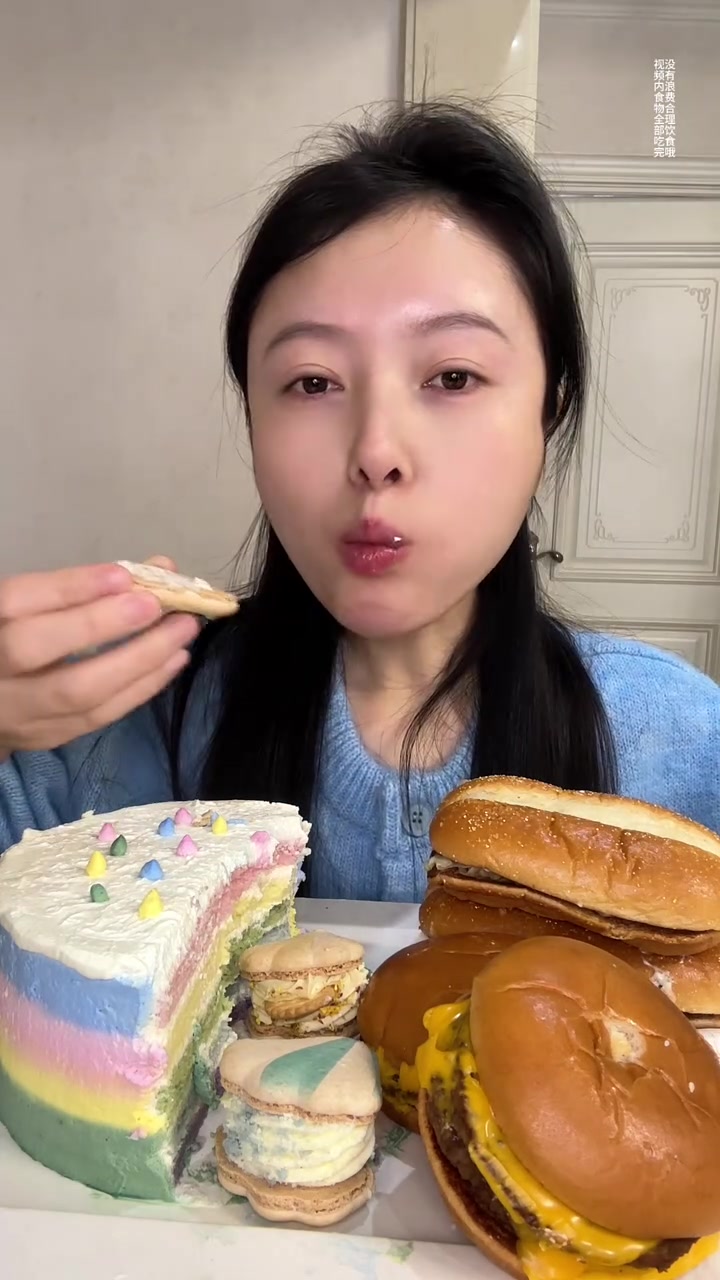 甜咸永动机上线！好吃又好看的彩虹蛋糕