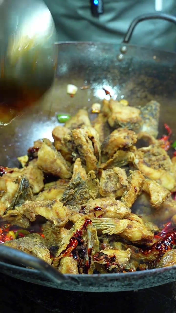 徐州老菜红烧滑块鱼做法大揭秘，超好吃！