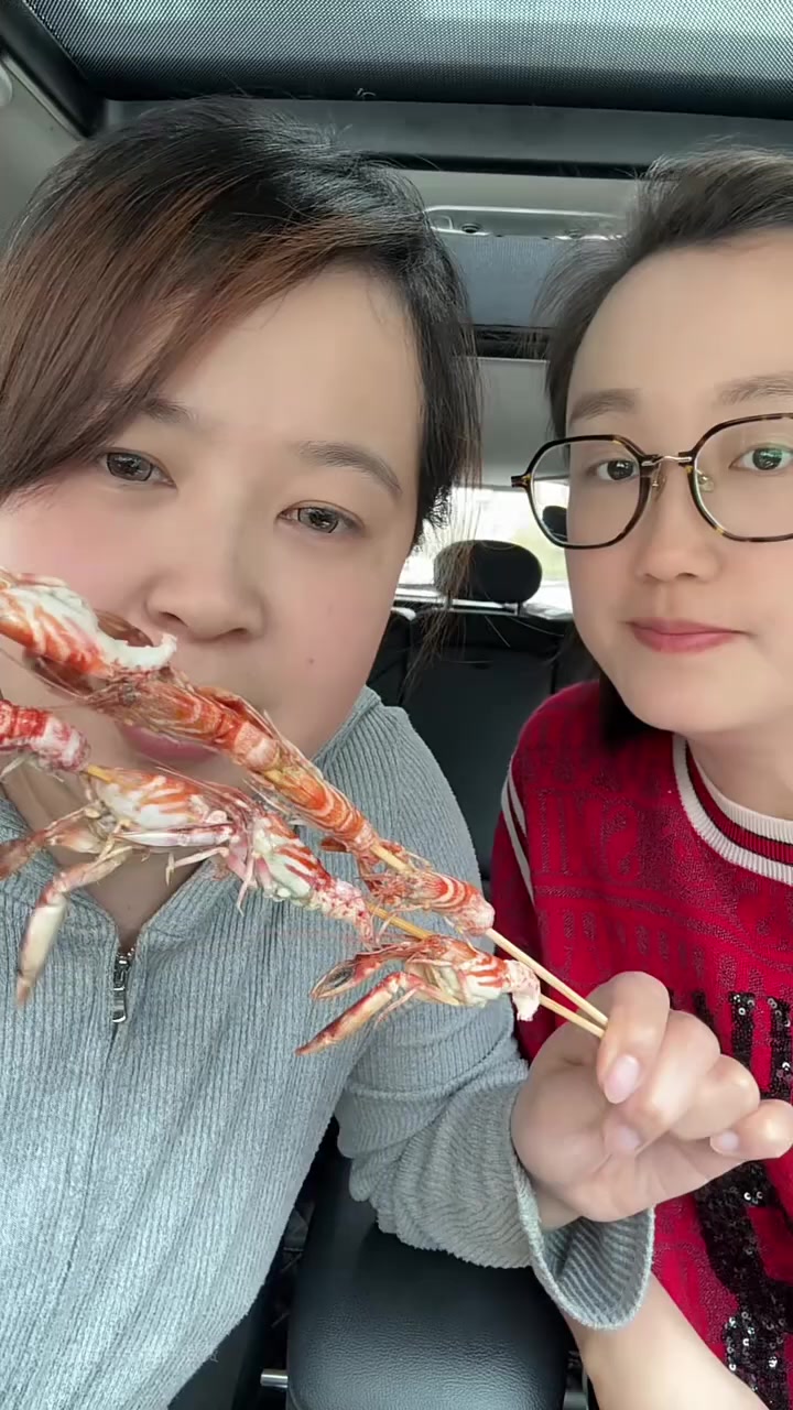 我就爱吃小虾，小虾有味道