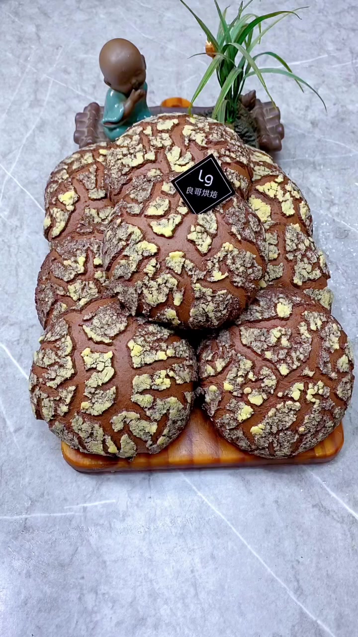 面包粉等材料制作面包的家用及商用烤制比例