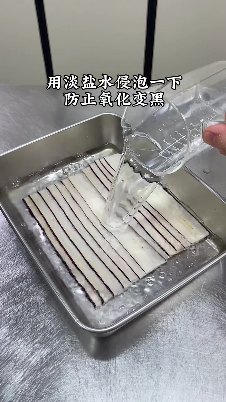 茄子和大虾的搭配也能做出不一样的创意美食做法简单摆盘精致好吃又好看