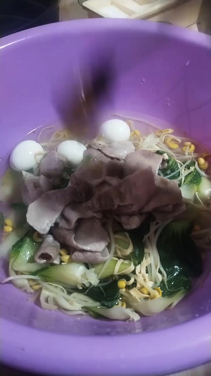 过年剩肉别浪费水煮青菜肉片超好吃