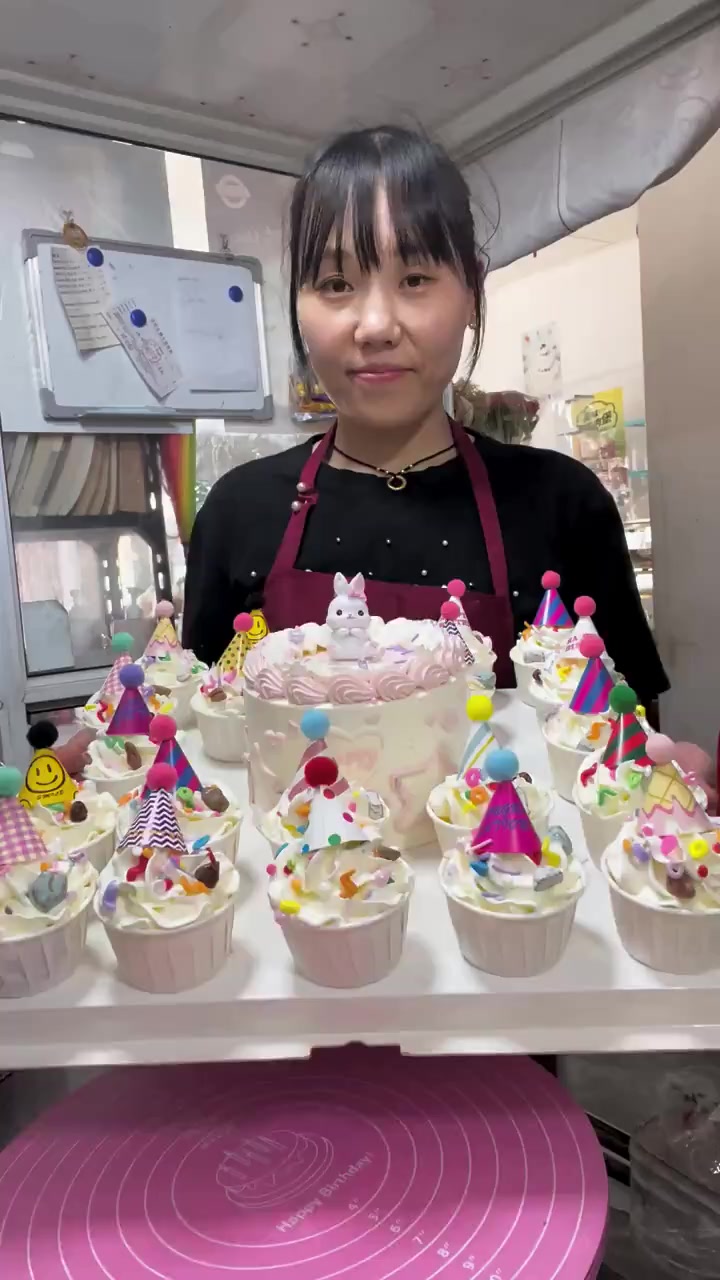 幼儿园新款蛋糕五寸加杯子超方便还可爱！