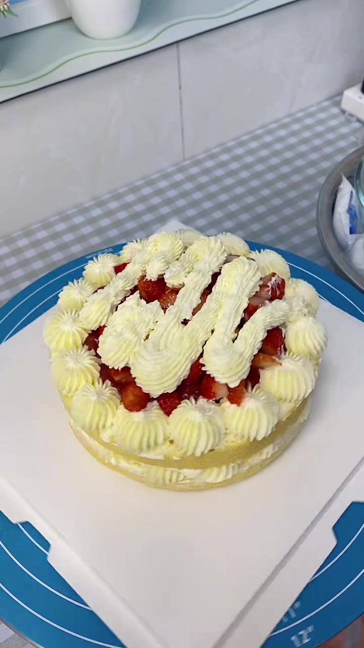 新手必看！简单裸蛋糕教程，在家就能做！