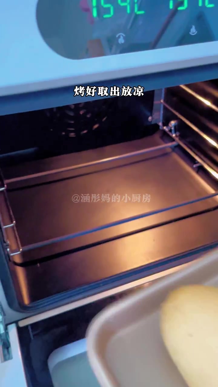 尝试了鸭子奶面包，米椰烧好吃做法还简单