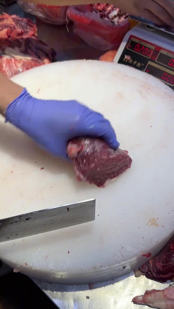 脖仁是牛身上最罕见稀缺的雪花牛肉部位