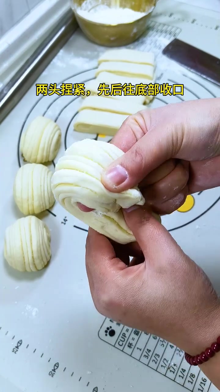花卷叠法和手法制作全过程