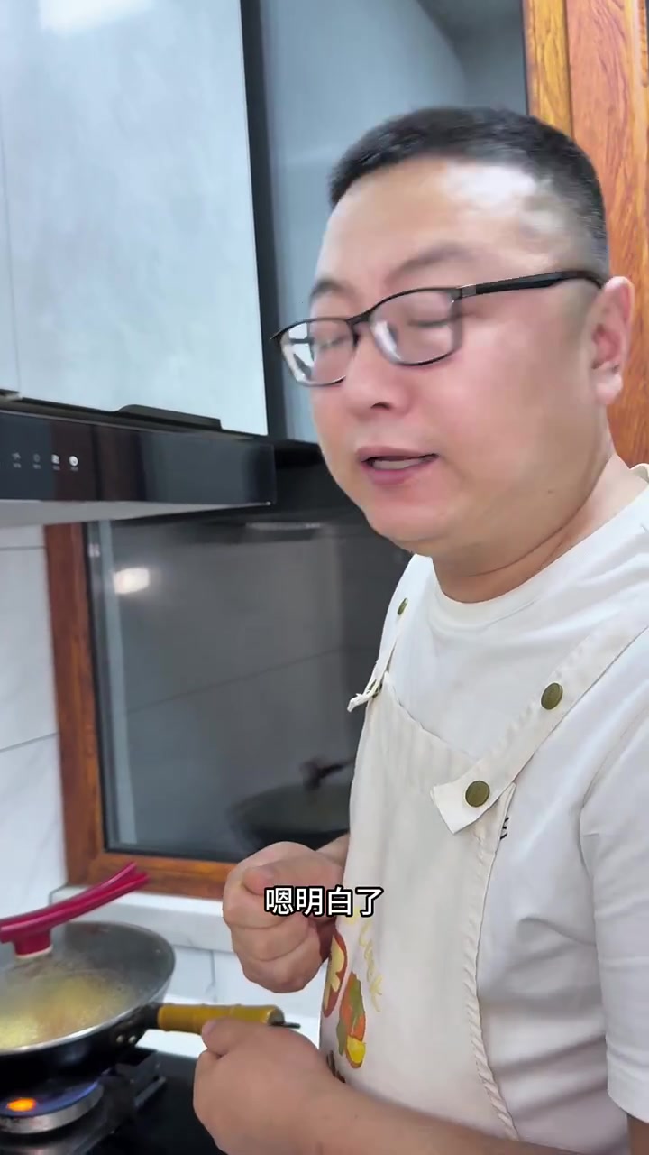 十分钟还原妈妈味道！超简单酱香味浓郁酱豆腐教程