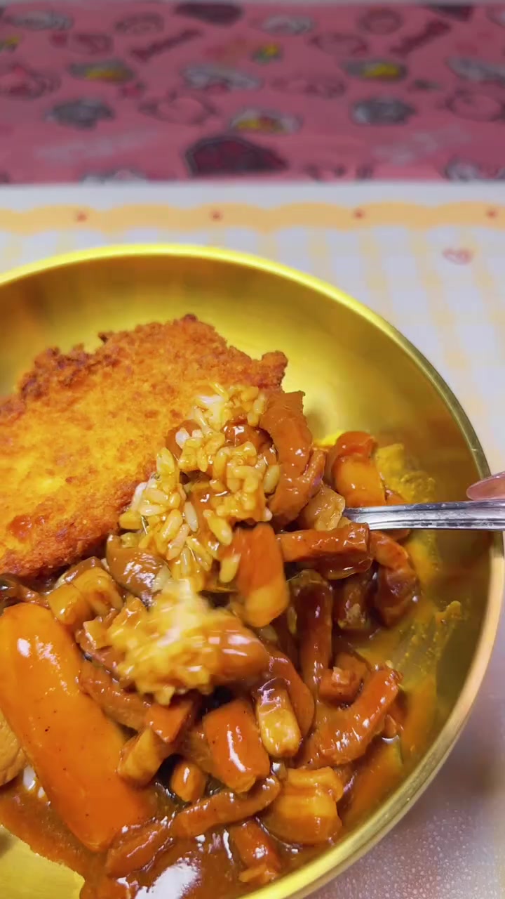 鸡排卤肉饭真的太好吃啦～