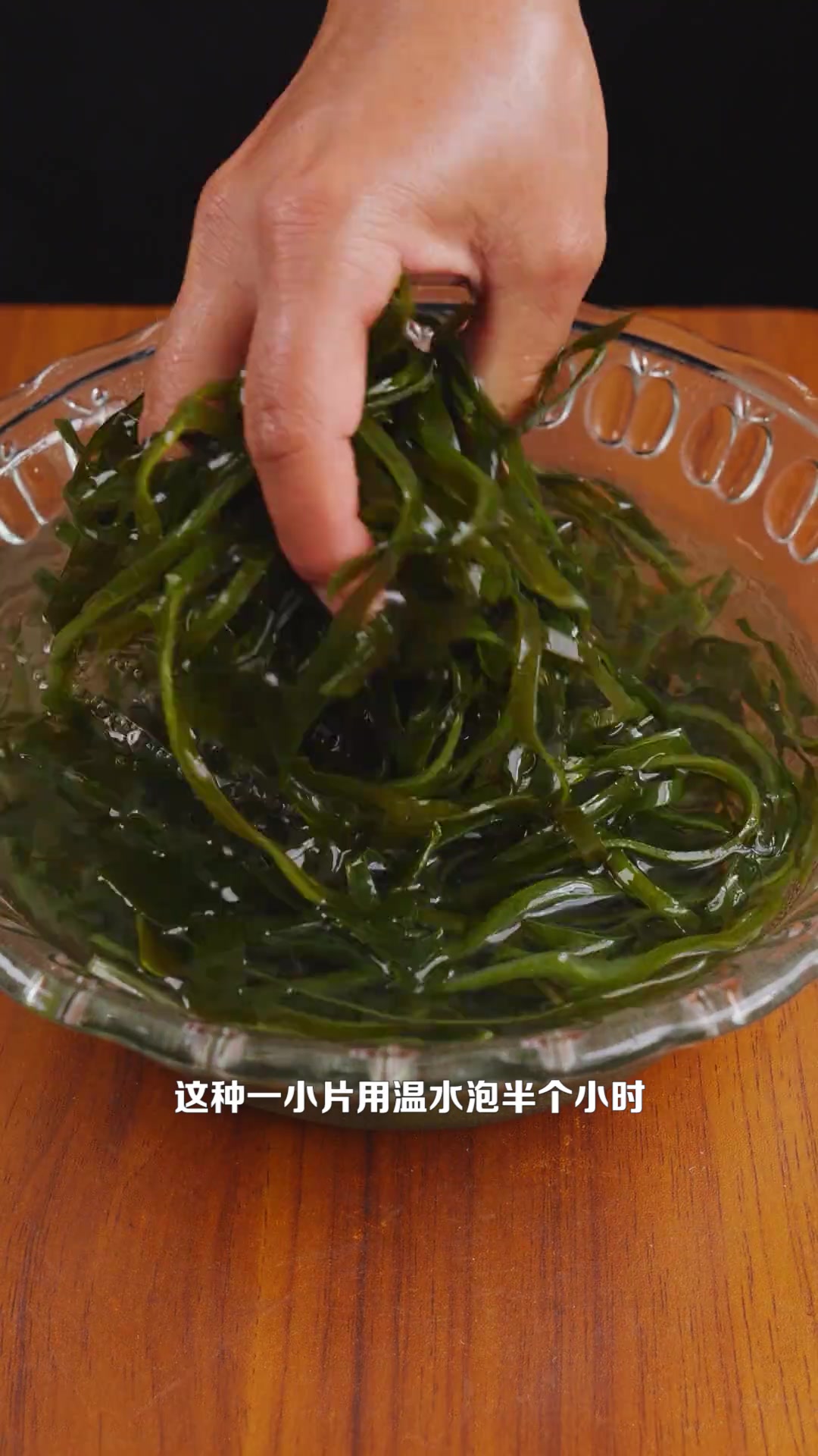 每周必给媳妇煮的海带排骨汤,做法超简单!