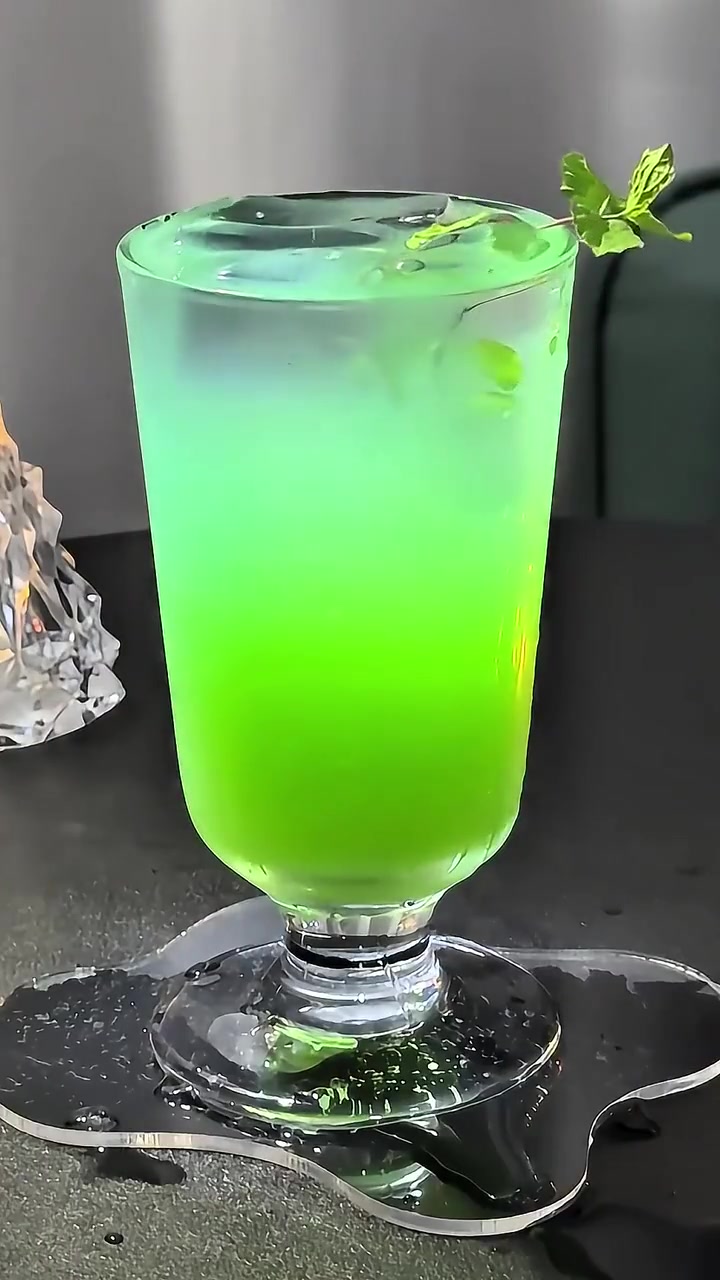 到点微醺｜伏特加特调鸡尾酒！来一杯琥珀！