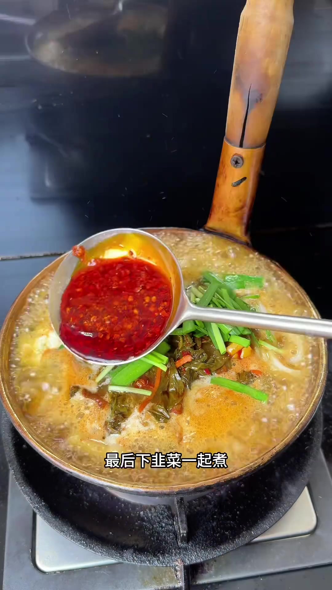 正宗云南臭豆腐小锅米线做法来啦！