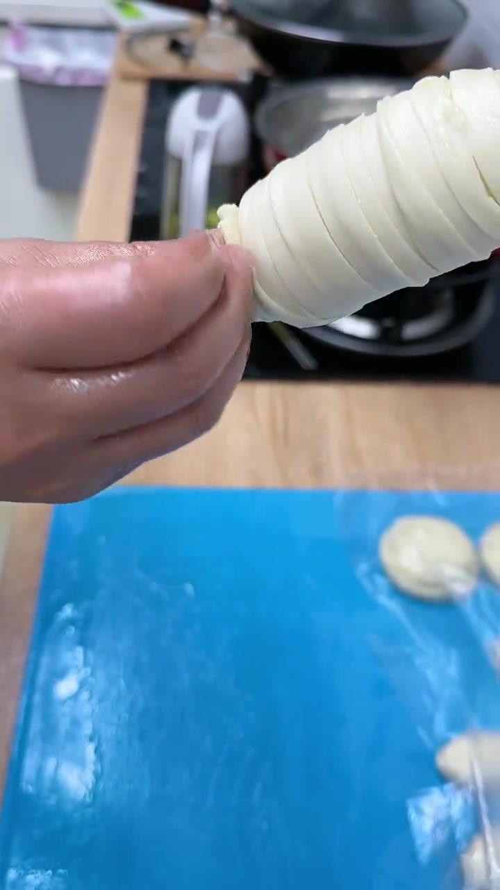 今日分享家庭版的潼关肉夹馍饼皮,不是商业版家吃味道绝对一级棒