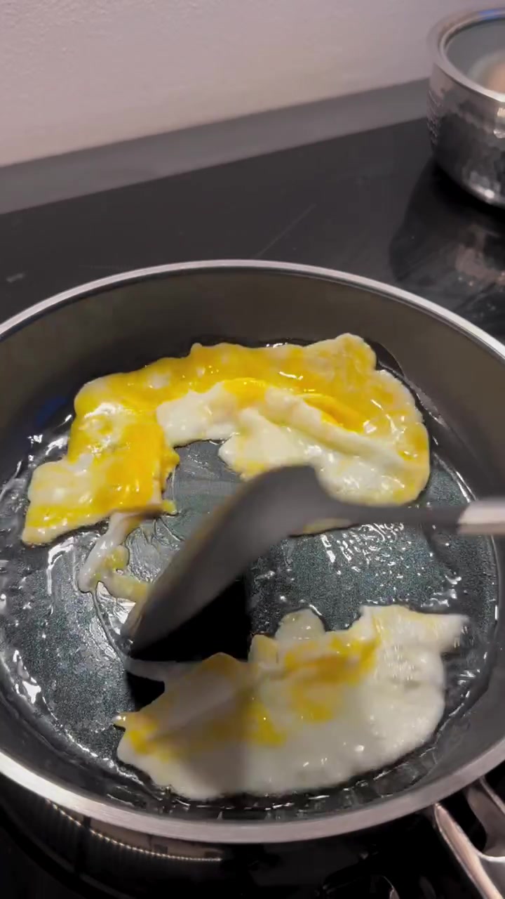 挪威食材做中餐麻辣北极鳕鱼籽超绝