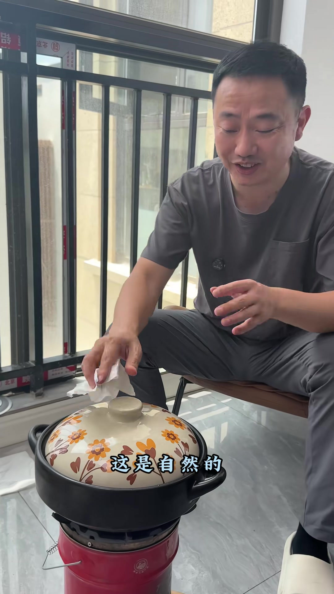 煲一锅营养美味的排骨四物汤，养生药膳暖身又滋补