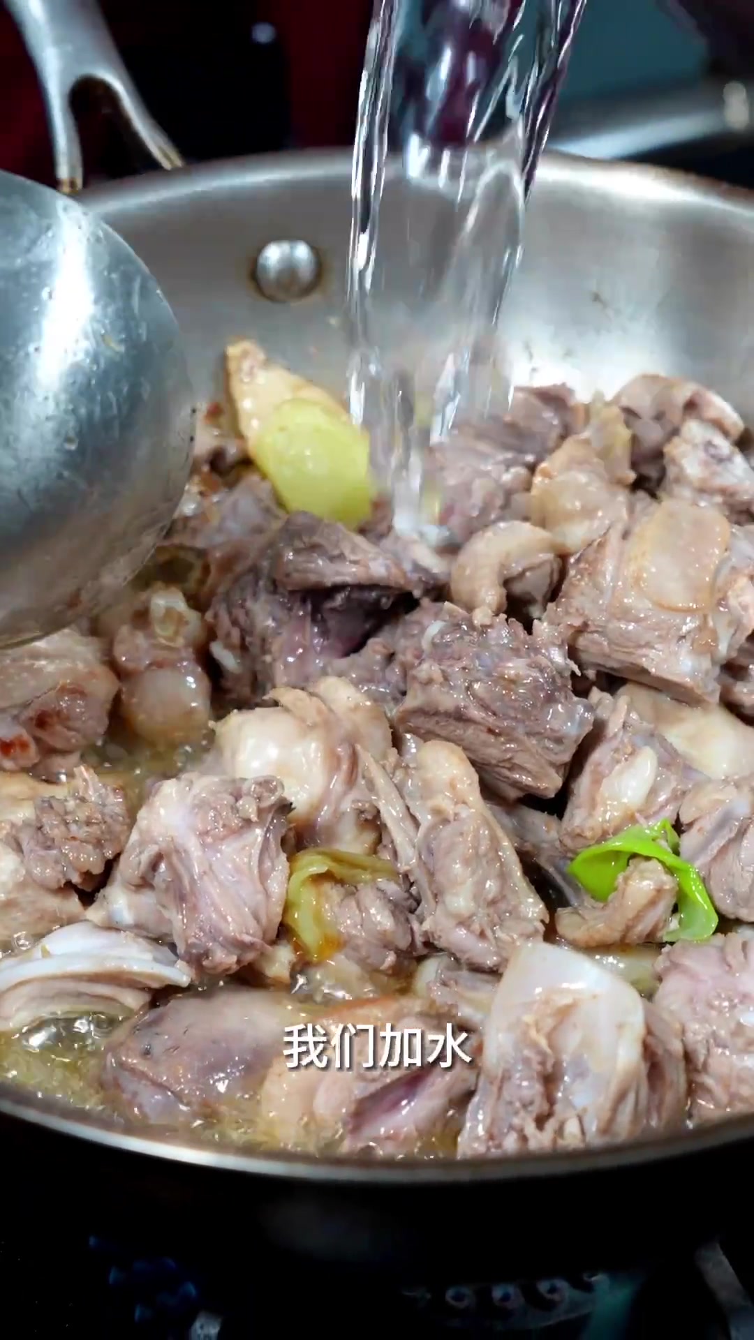 今日大雪宜进补，养阴生津老鸭汤