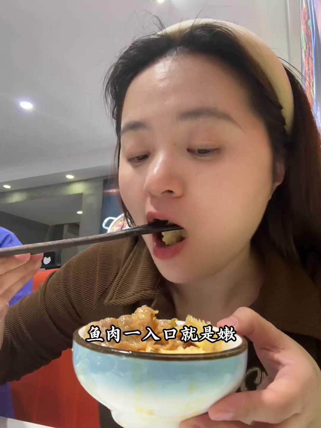 重庆炝锅鱼，终于在油坊桥用49代100吃上啦！