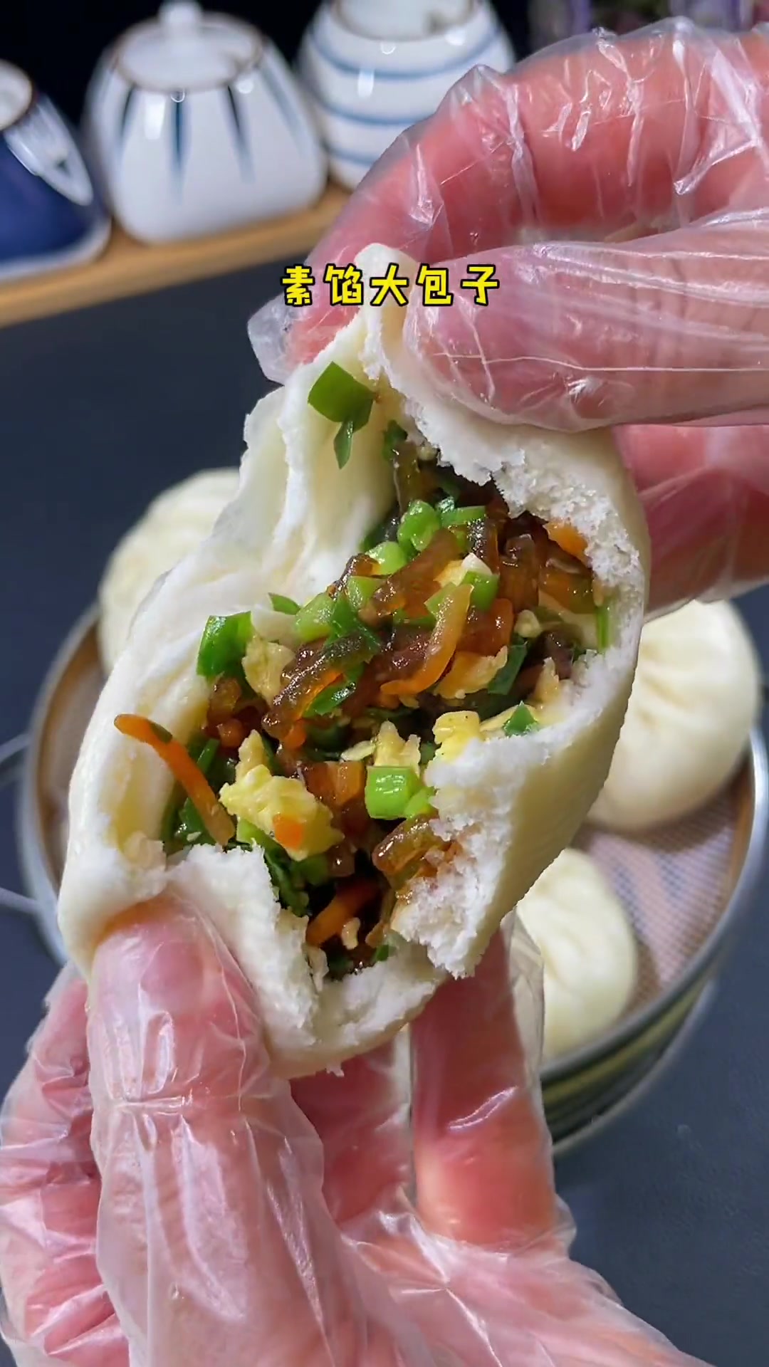 热气腾腾的包子出锅啦